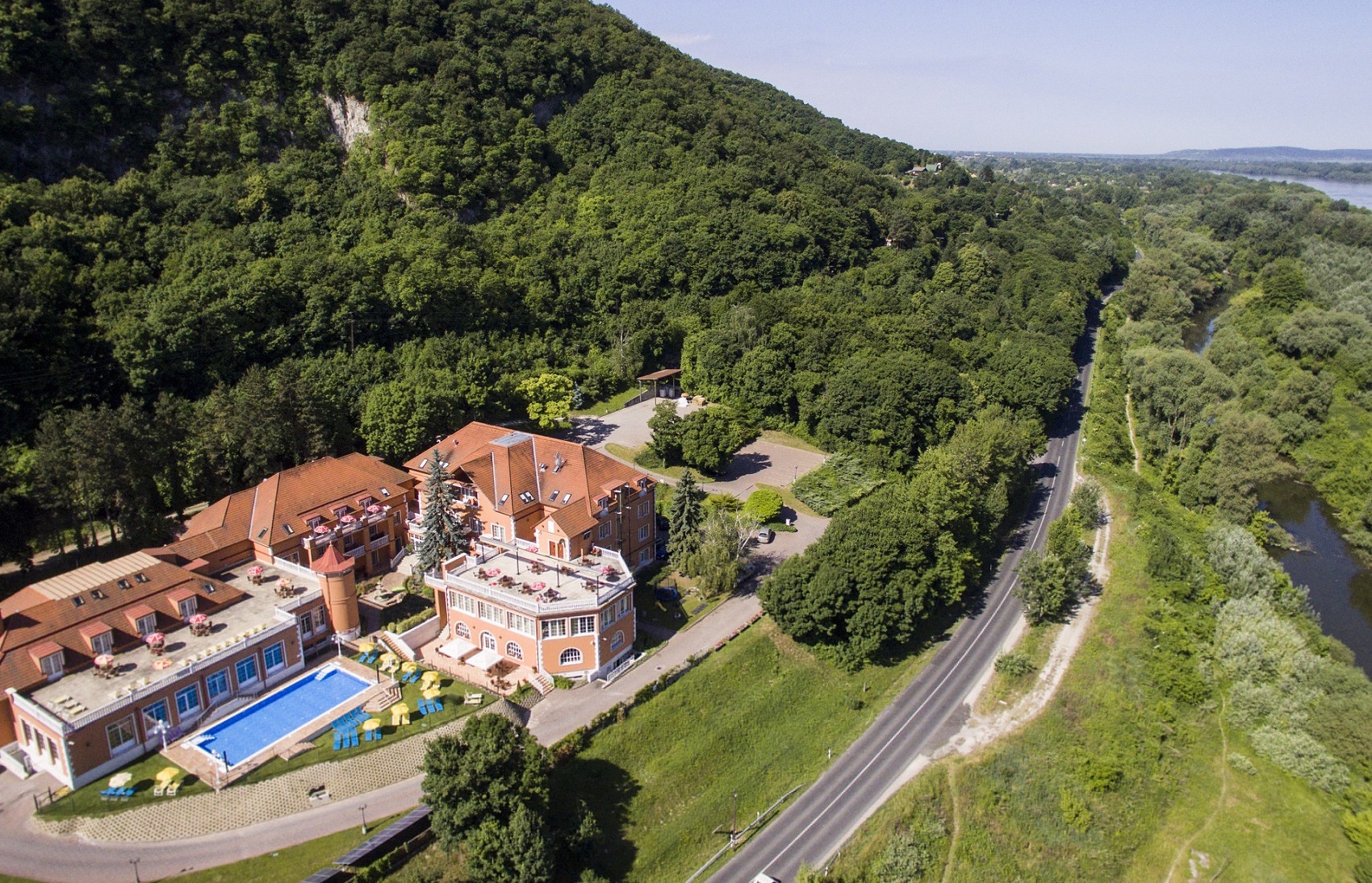 Bellevue Konferencia es Wellness Hotel****-Esztergom